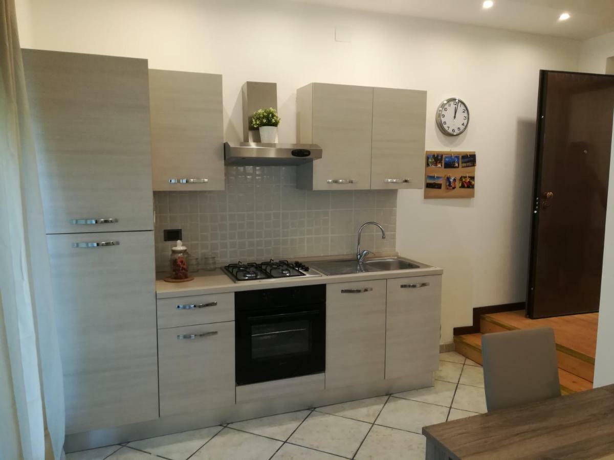 Luxurious Street Apartments คาตาเนีย ภายนอก รูปภาพ